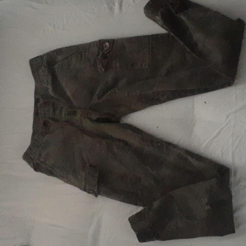 Army print pants